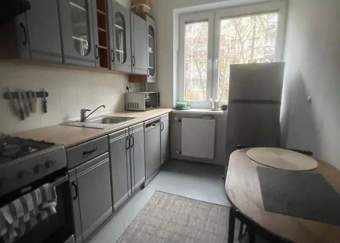 호스텔 Metro Imielin *